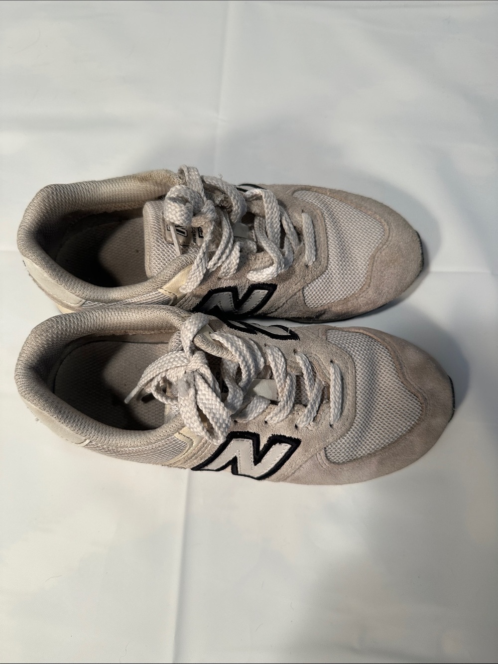 New Balance Kids Neutral Beige and Gray Lace-Up Sneakers size 2.5 - Picture 13 of 15
